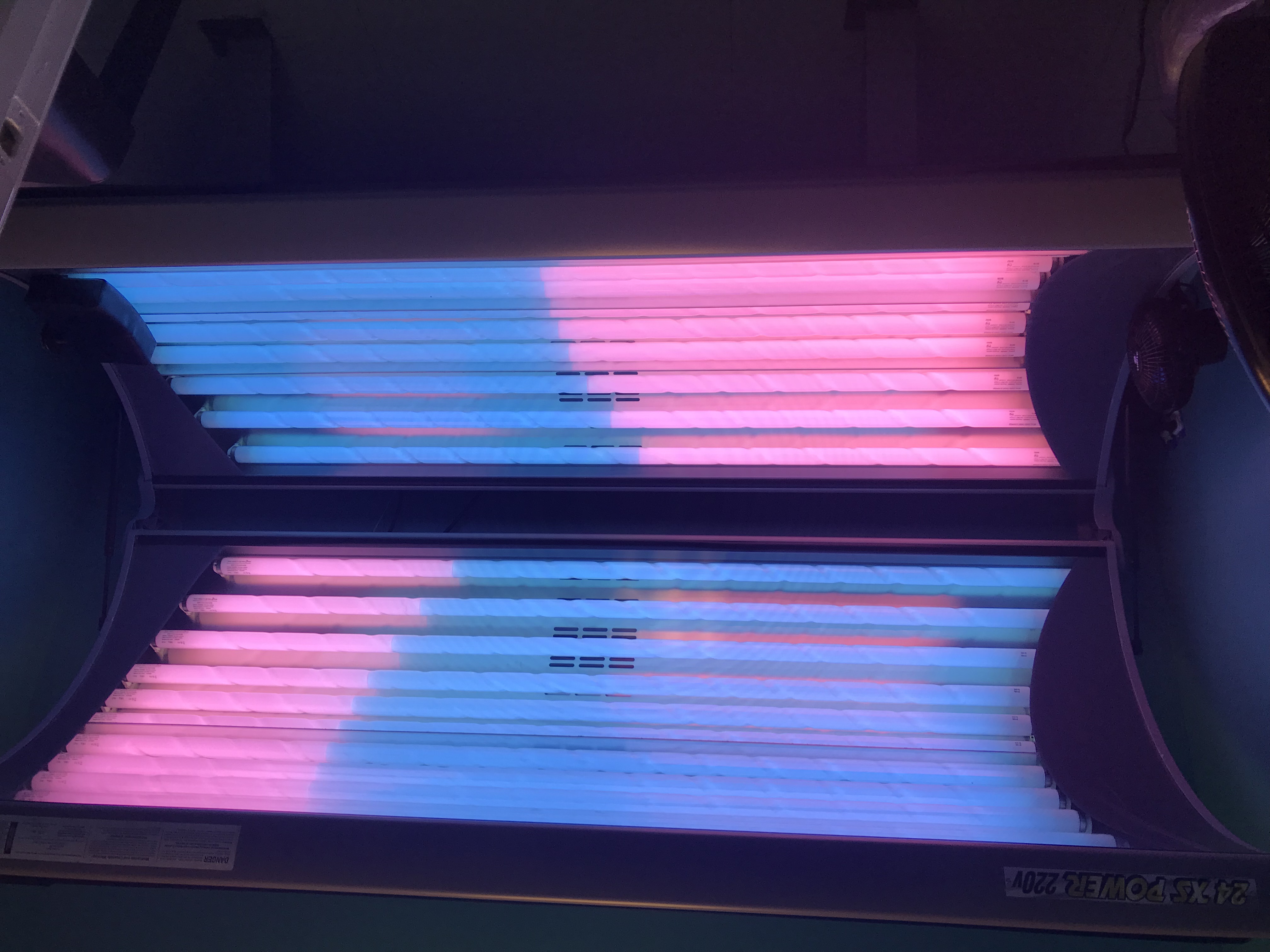 Power Deluxe Tanning Beds with Face and Arm Tanners